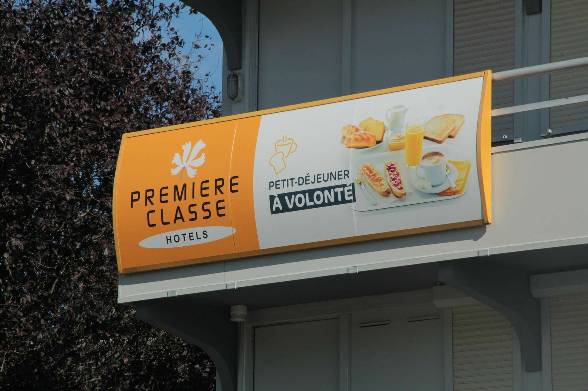 Premiere Classe Soissons Hotel Exterior foto